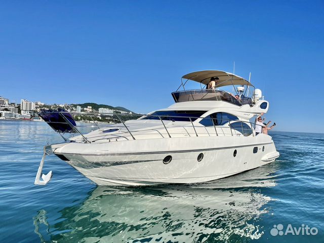 Аренда яхты, морская прогулка