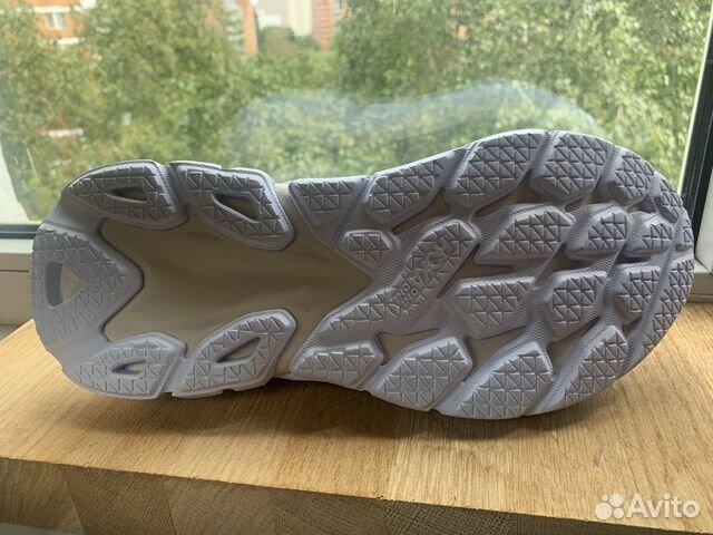 Hoka clifton edge размер 41 1/3 us9