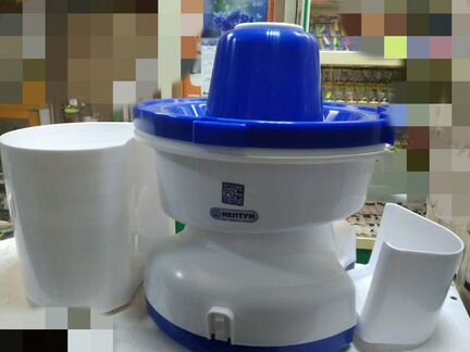 Соковыжималка «Нептун» с емкостью для отжима