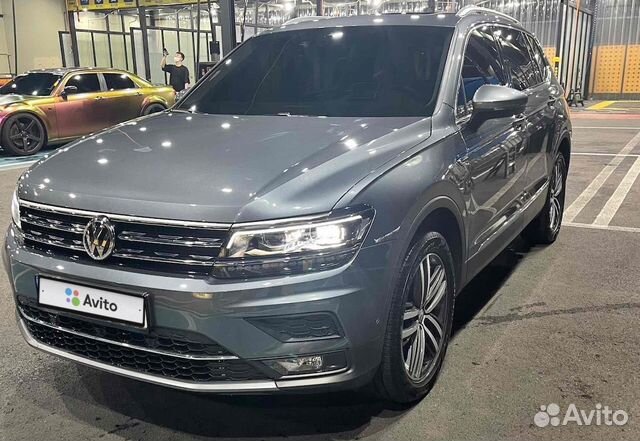 Volkswagen Tiguan 2.0 AMT, 2020, 12 000 км