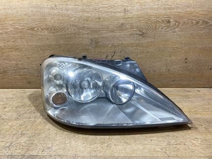 Фара передняя правая Ford Galaxy рестайлинг 141636