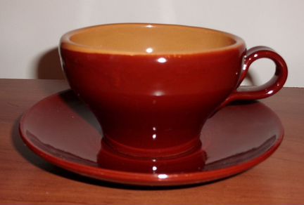 Чашка с блюдцем (чайная пара) керамика