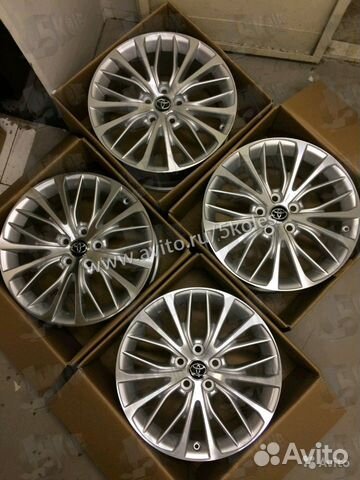 Литые диски на Toyota Camry R17