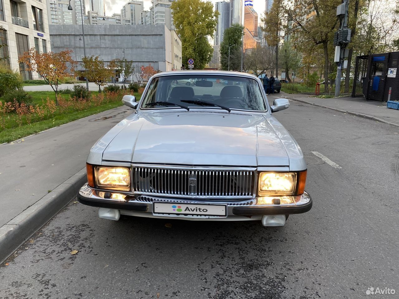 3102 с пробегом. Волга 3102. Газ 3102 седан. "свет фар газ-3102. Газ 3102 серебристый металлик.