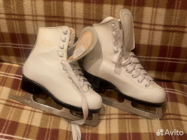 Коньки деткие размер 29