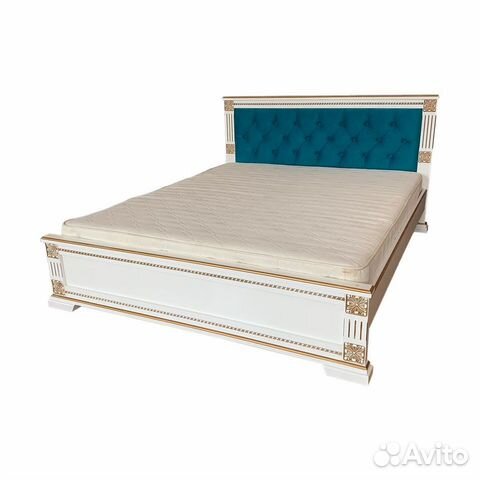 Кровать Фореста белая из дерева с мягкой вставкой