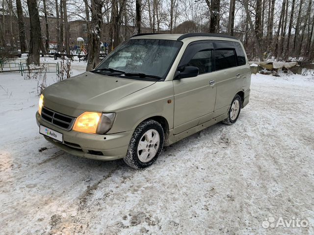 Daihatsu pyzar 1998