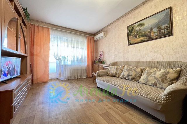 2-к. квартира, 40 м², 4/4 эт.