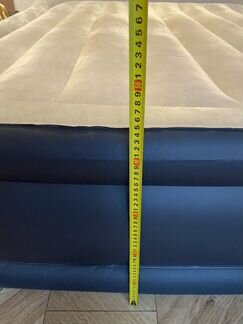 Надувной матрас (кровать) c насосом intex AP620C