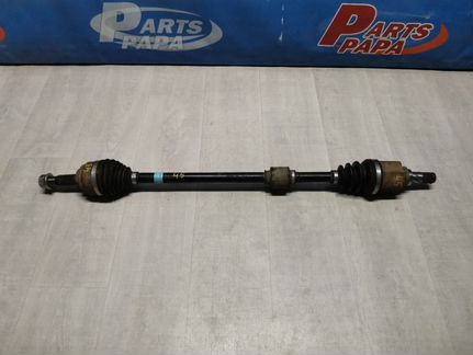 Привод полуось передний правый Nissan Tiida C11