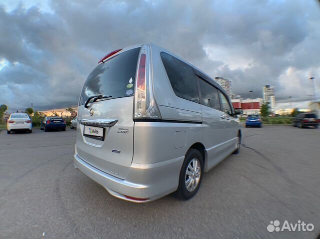 Nissan Serena 2.0 CVT, 2011, 221 334 км