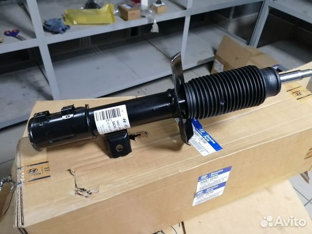 Амортизатор передний правый Хендай I30 Новый