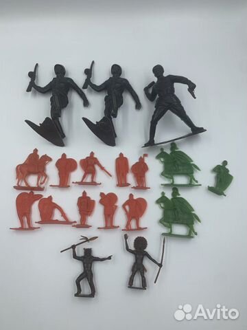 Солдатики все разом