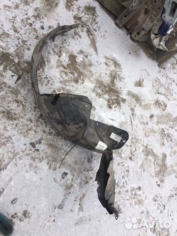 Подкрылок передний правый subaru impreza G11