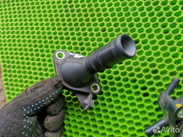 Крышка термостата для Mazda 3 2002-2018