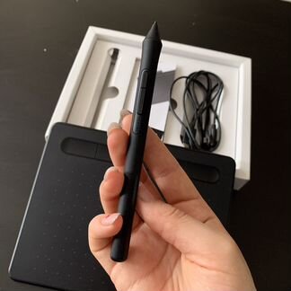 Графический планшет wacom intuos S Bluetooth (CTL