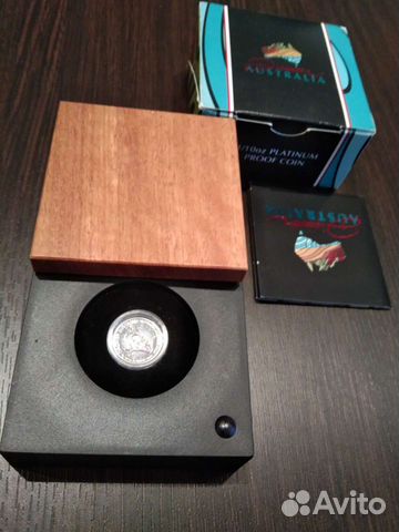 Платина монета