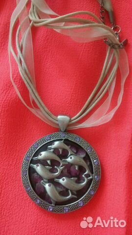 Колье с дельфинами