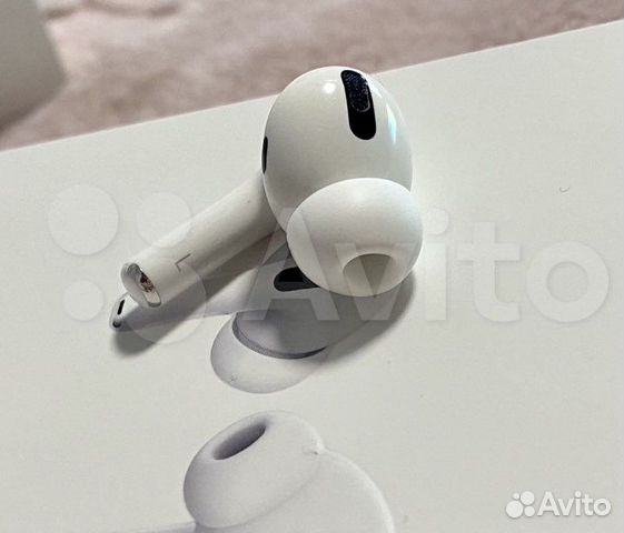 Airpods pro левый и правый (оригинал )