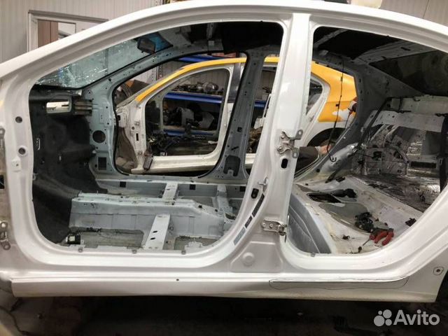 Порог со стойкой левый Hyundai Solaris 2010-2017