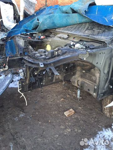 Передняя левая четверть BMW F30 лонжерон