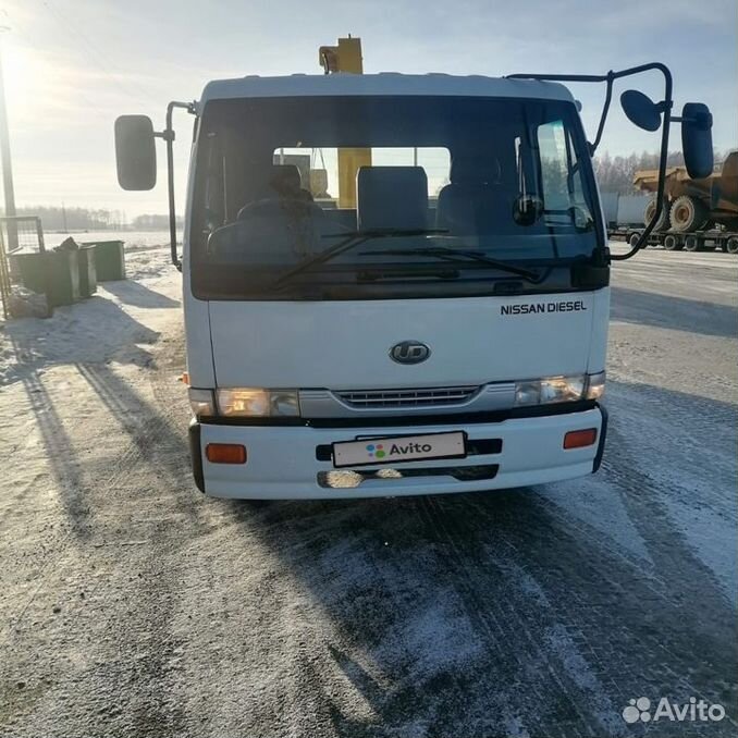 Nissan Diesel Condor