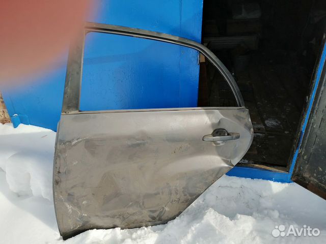 Продам двери на toyota corolla