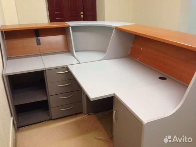 Стойка рецепции