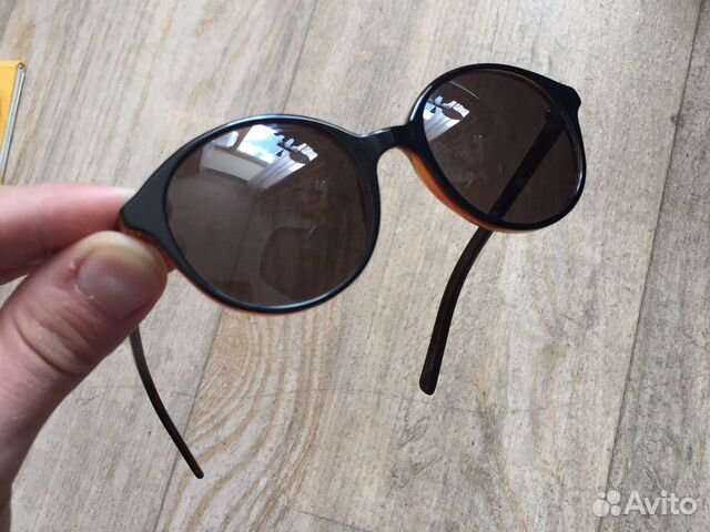 Солнцезащитные очки Donna Karan