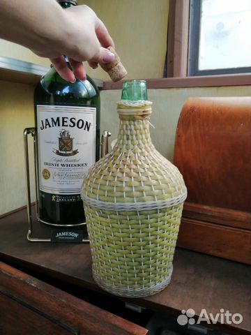 Бутылка в оплетке для напитков СССР винтаж