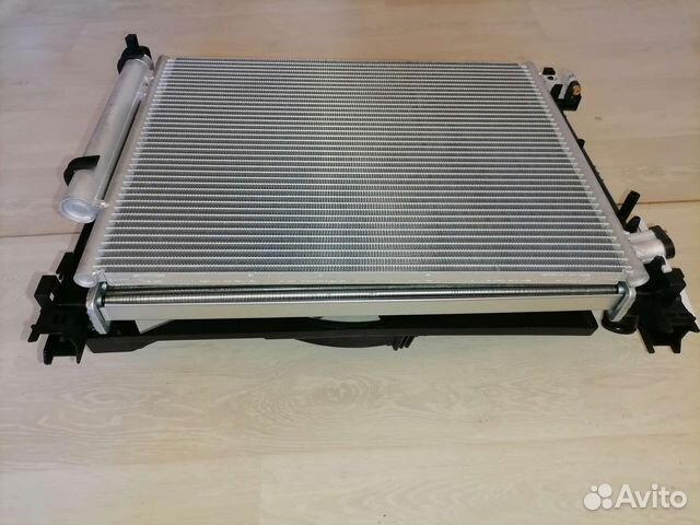 Радиатор на Ларгус