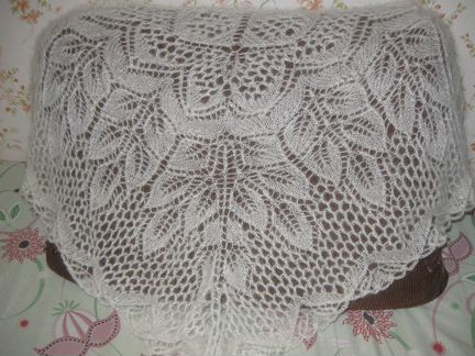 Продам шаль новую модель Екатерина малая