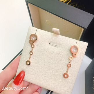 Серьги Chopard из золота 750 пробы и бриллиантов