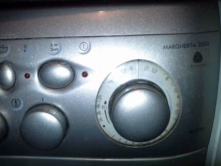 Стиральная машина Аристон