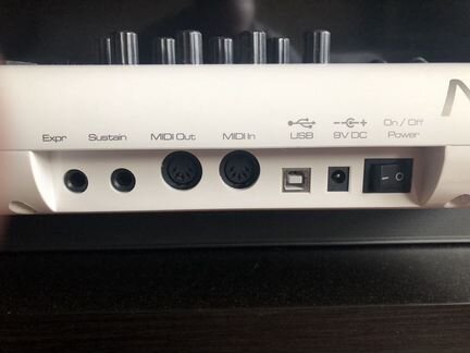 M-audio axiom PRO 25