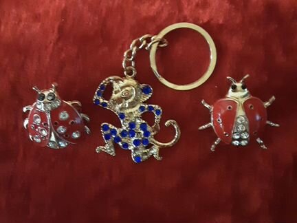 Броши разные