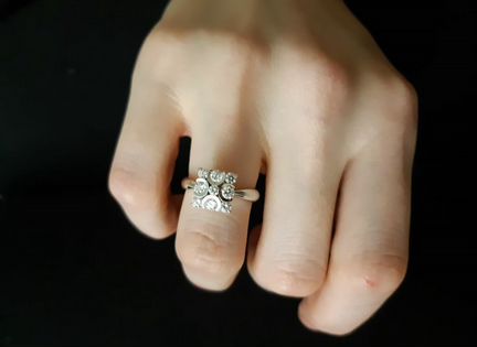 Кольцо с бриллиантами