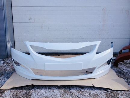 Бампер Hyundai Solaris цвет Белый