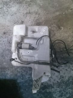 Бачок омывателя 61667067107 BMW E60, бмв е60