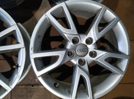 Диски бу оригинал R17 Y на Audi