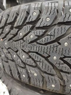235/65 r17 Audi шипы nokian 9