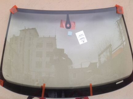 Audi A4 01-08 стекла лобовые pilkington