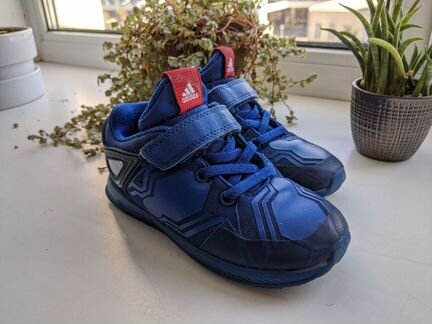 Детские кроссовки Adidas x Marvel (размер US 9k)