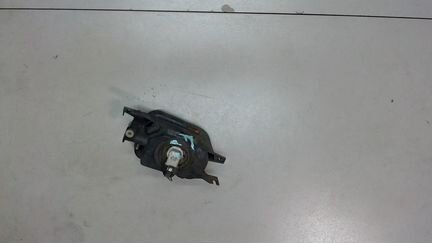 Фара противотуманная (галогенка) правая Mercedes C