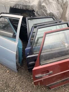 Дверь левая ваз 21099