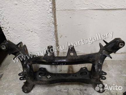 Подрамник задний BMW 3-я Серия F33