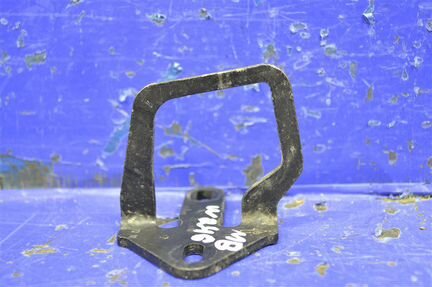 Фиксатор замка капота Mercedes A W176 2012 2018