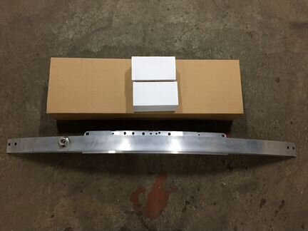 Усилитель бампера Мерседес W204 E212 E207