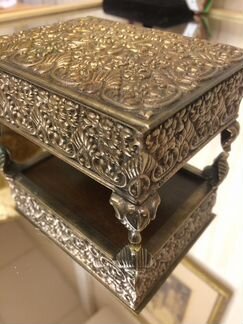 Старая шкатулка бронза бархат и дерево