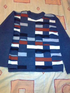 Свитер трикотажный